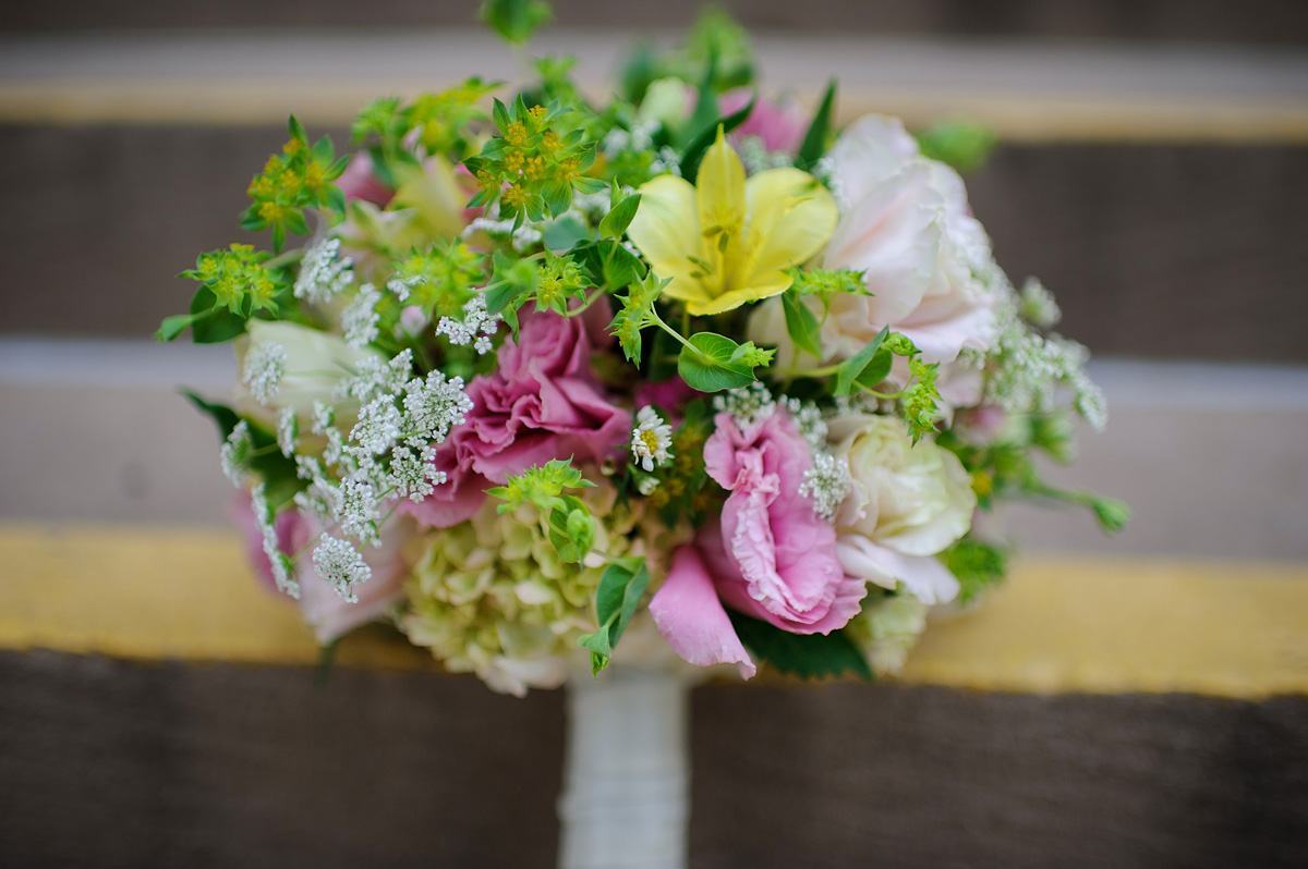 bride flower bouquet 