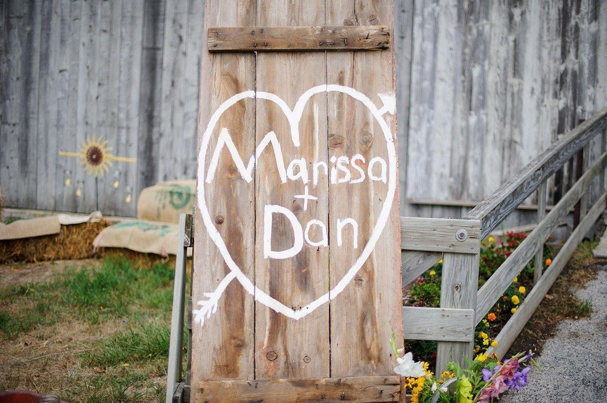 Festhalle Barn wedding sign