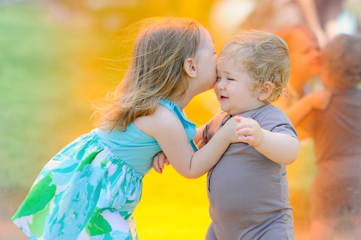 Des Moines Family Photographer - Downtown Des Moines photo session